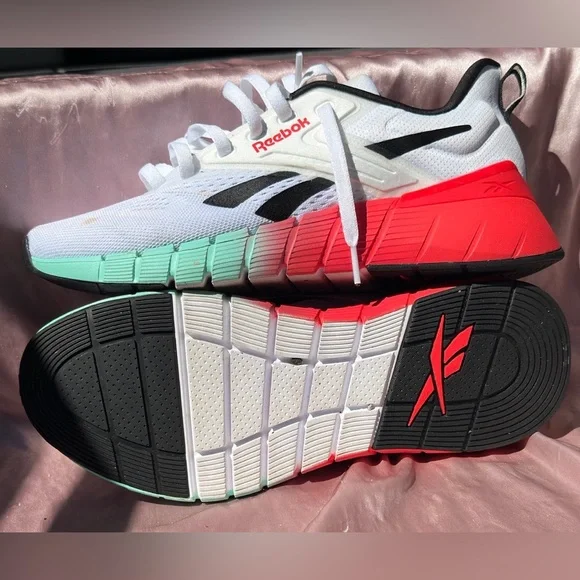 Reebok Nano Gym Training Shoes – Men 9.5 – White/Black/Red/Mint– Great Tread - Picture 5 of 5